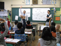 都内小学校における出前授業の様子