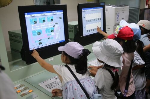 見学の様子