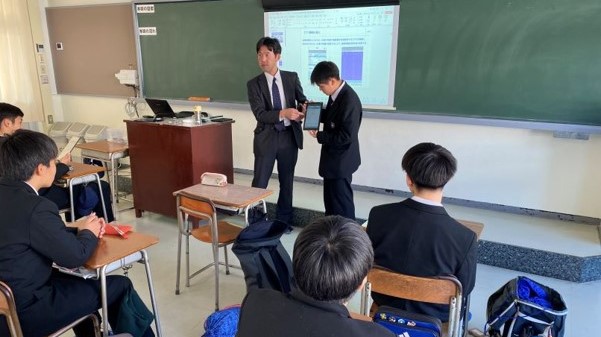 松本委員による大分県立海洋科学高等学校授業風景